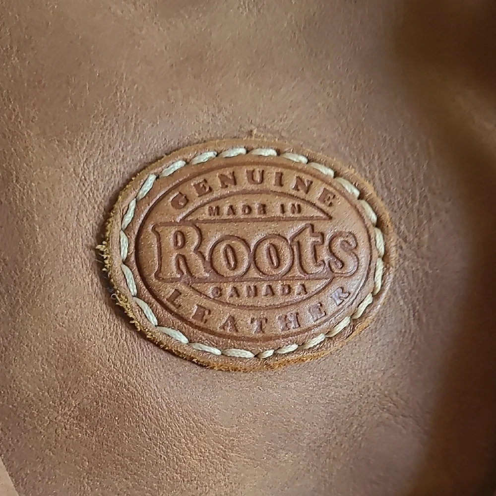 Roots Tan Leather Small Baniff Bag Tribe